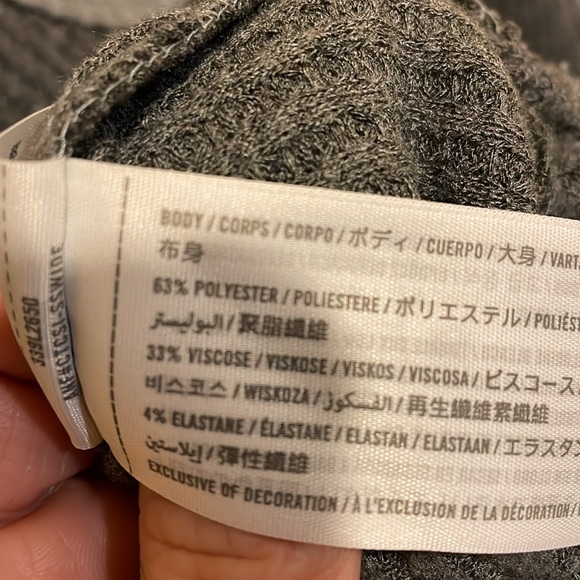 Hollister size Small waffle knit top. - Picture 6 of 6